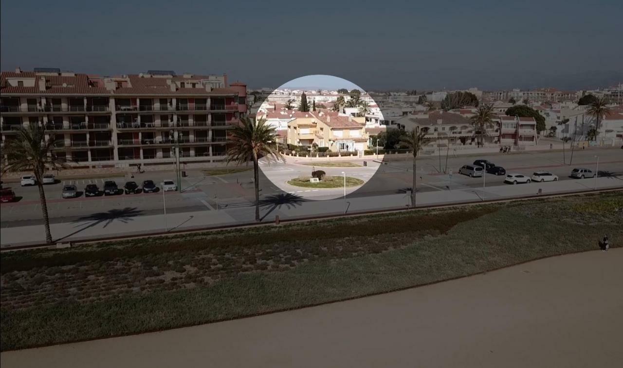 Apartament Amb Jardi A La Platja D'Empuriabrava Zewnętrze zdjęcie