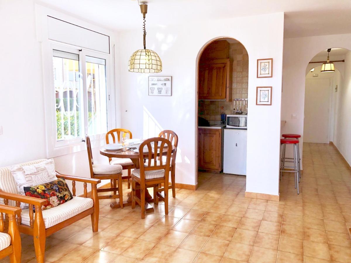 Apartament Amb Jardi A La Platja D'Empuriabrava Zewnętrze zdjęcie