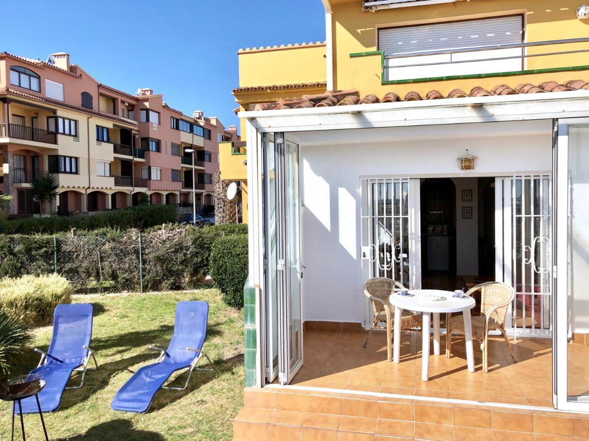 Apartament Amb Jardi A La Platja D'Empuriabrava Zewnętrze zdjęcie
